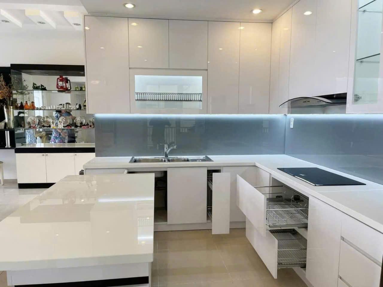 Hiện đại thực tế - Mẫu 05